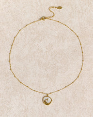 White Seashell Pendant Necklace