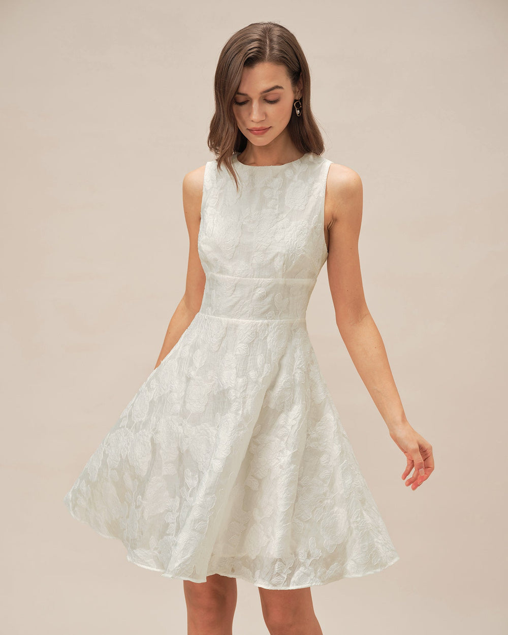 White Round Neck Jacquard Mini Dress