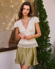 Apricot V Neck Lace Splicing Tee